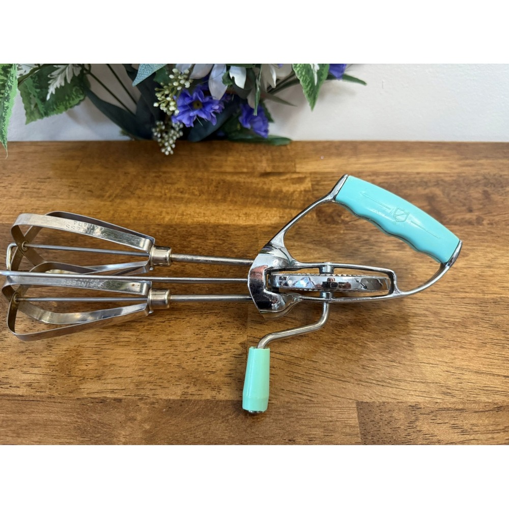 Vintage Maynard Aqua Hand Mixer Egg Beater Stainless Steel Retro Kitchen Tool